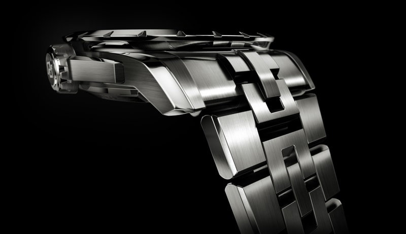 Roger Dubuis 推出全新王者系列星际镂空钛合金链带腕表