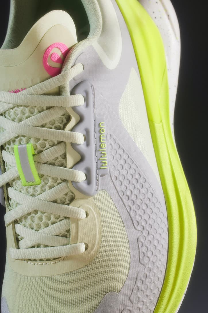 lululemon 发布全新女士越野跑鞋 blissfeel trail