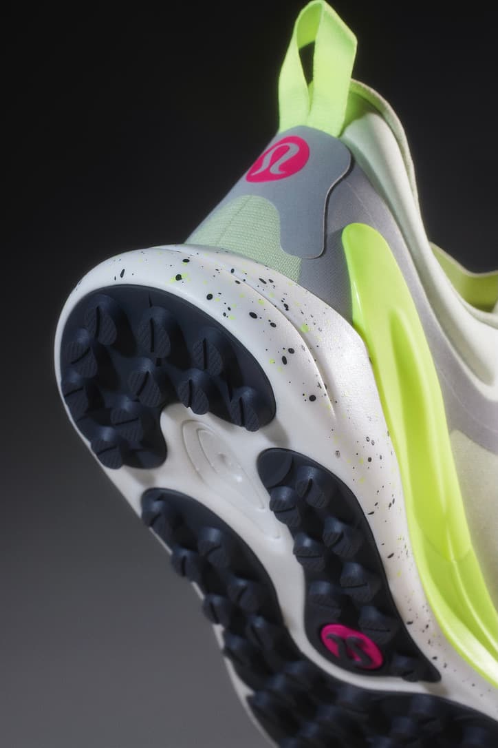 lululemon 发布全新女士越野跑鞋 blissfeel trail