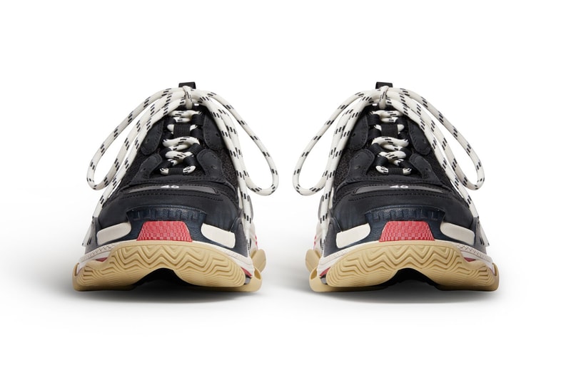 Balenciaga Triple S Mule 最新穆勒鞋款系列正式上架