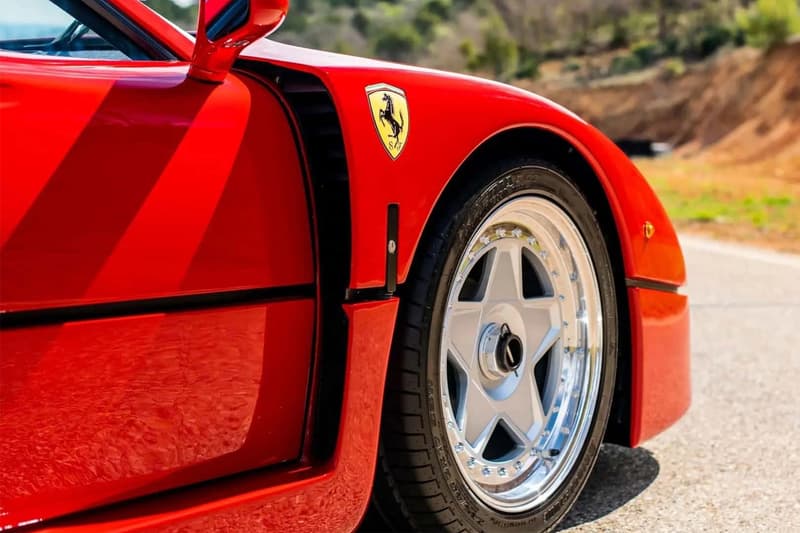 三届 Formula 1 冠军 Alain Prost 坐驾 Ferrari F40 即将展开拍卖