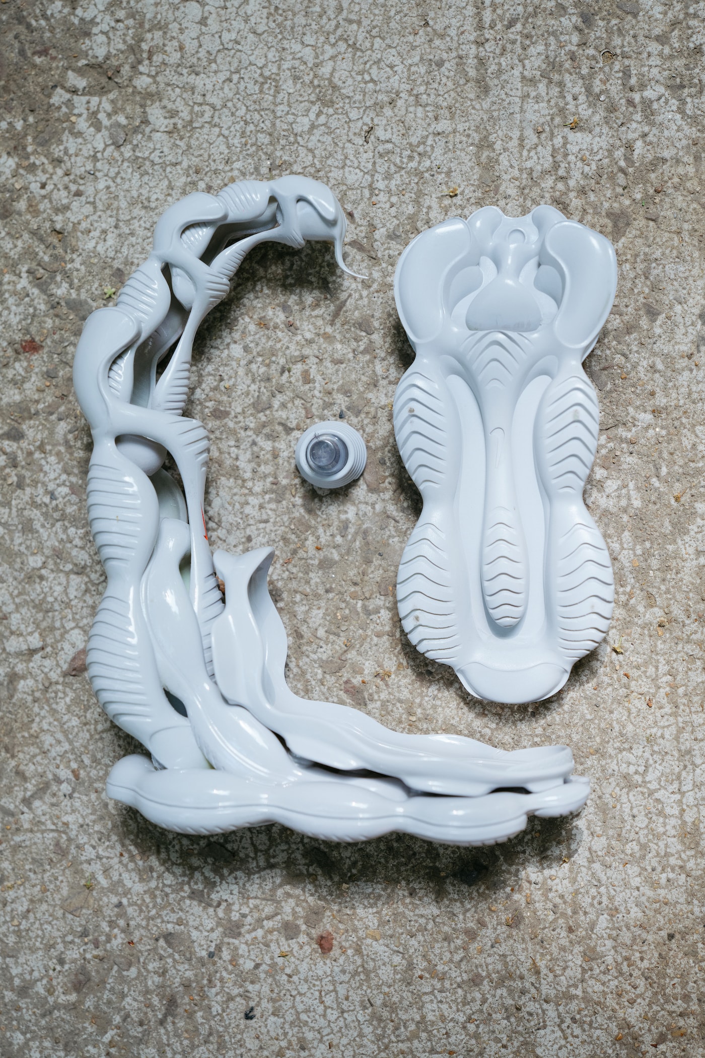 新锐艺术家 Yang 分享 Air Max Scorpion 球鞋雕塑创作故事 | Sole Mates