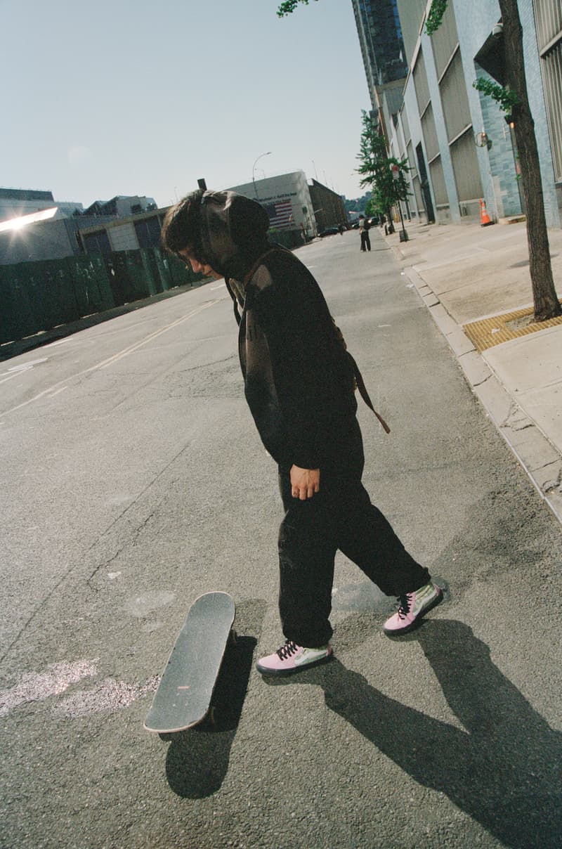 Supreme 携手 Vans 推出全新 2023 联名系列