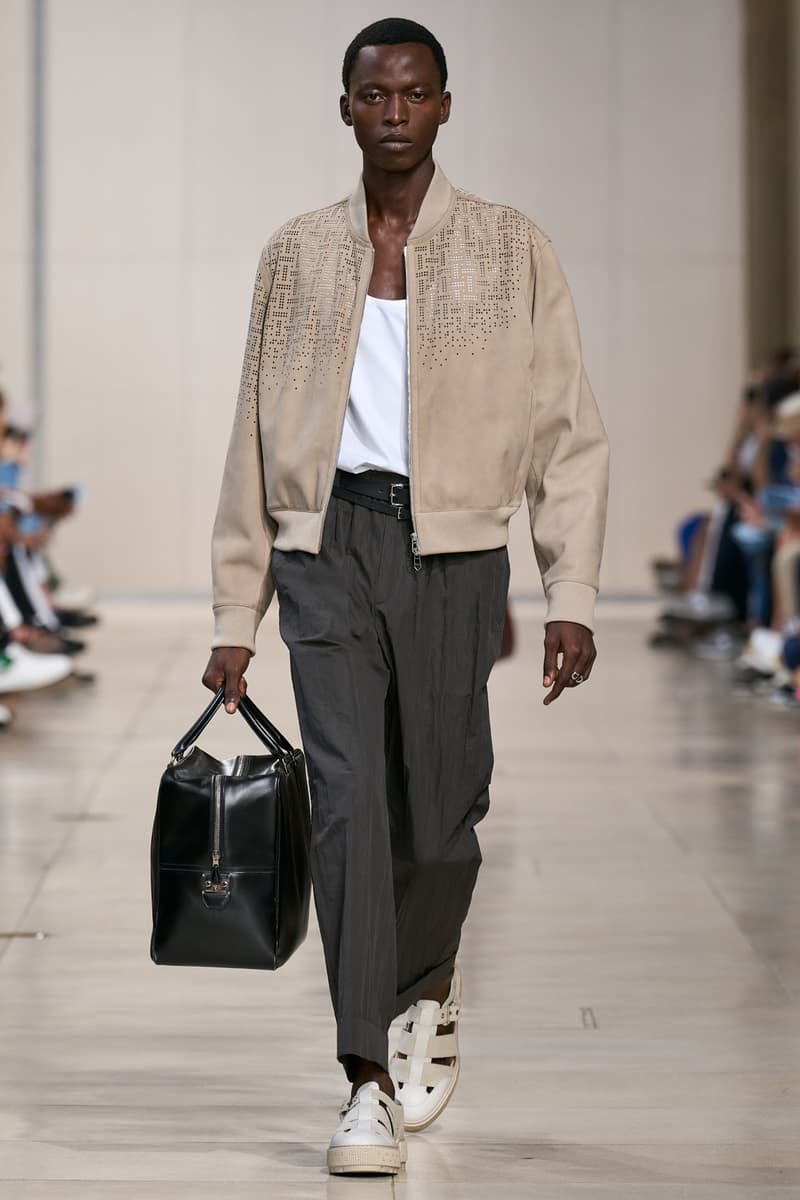 HERMÈS 正式发布 2024 春夏男装系列