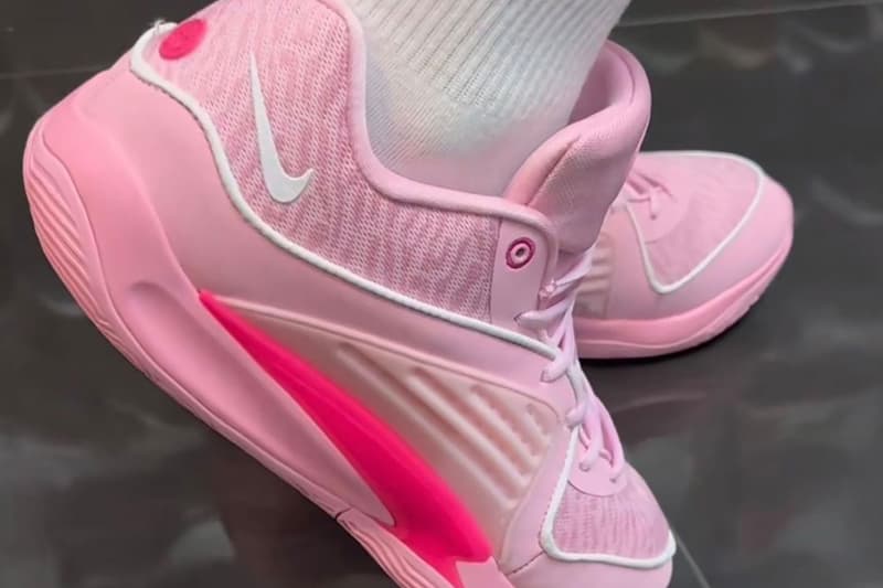 率先近賞 Nike KD 16 最新配色「Aunt Pearl」
