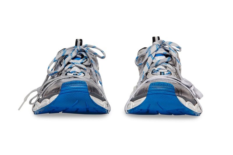 Balenciaga 運動鞋款 3XL Trainers 正式推出最新「無泥」版本藍灰配色