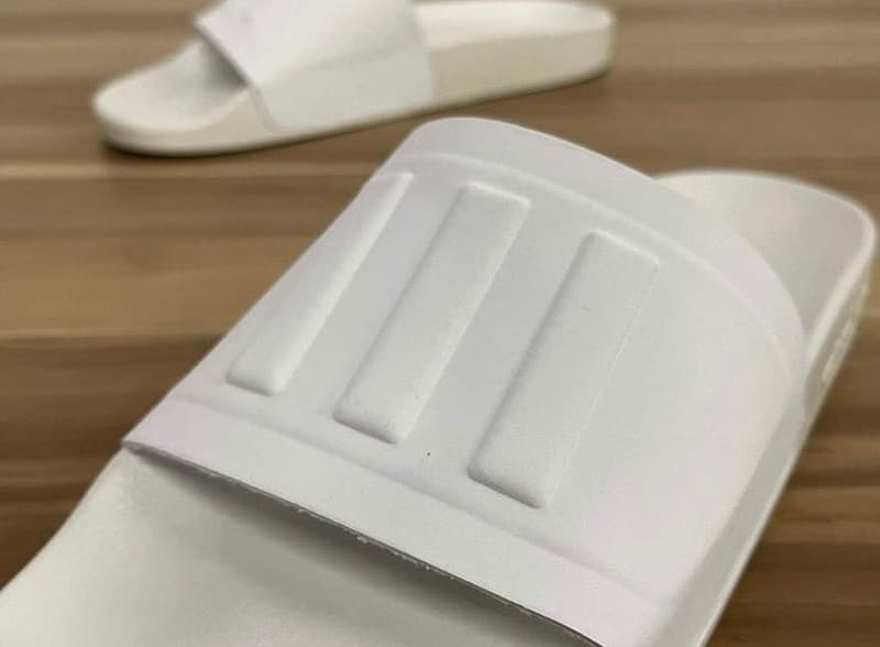 Fear of God x adidas 最新聯名拖鞋率先曝光