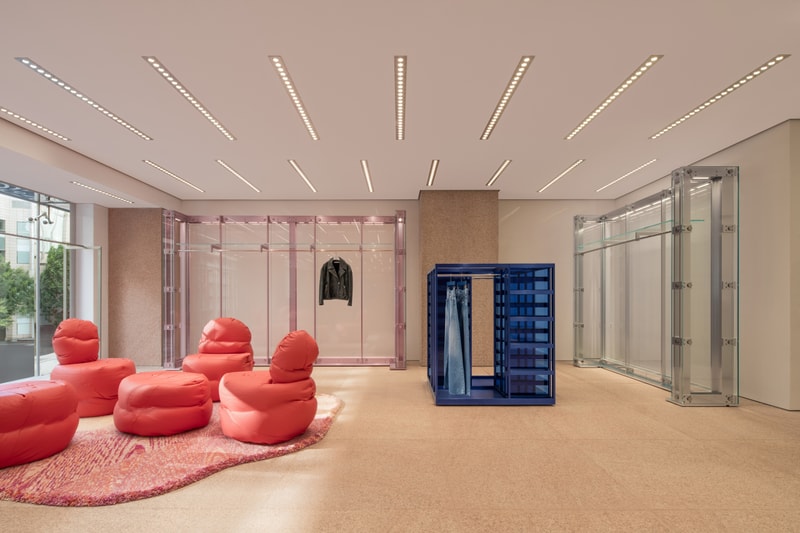 Acne Studios 深圳万象城店铺焕新启幕