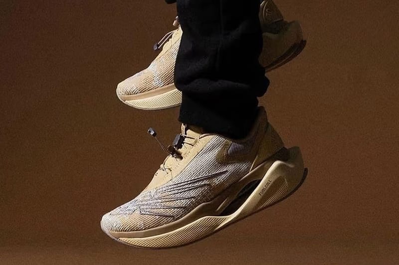 率先近賞 Stone Island x New Balance FuelCell C_1 最新聯名鞋款