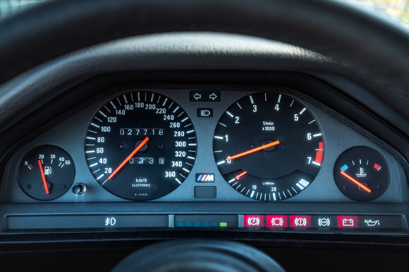 MANHART 打造全新六缸涡轮增压引擎 BMW E30 M3 定制车型