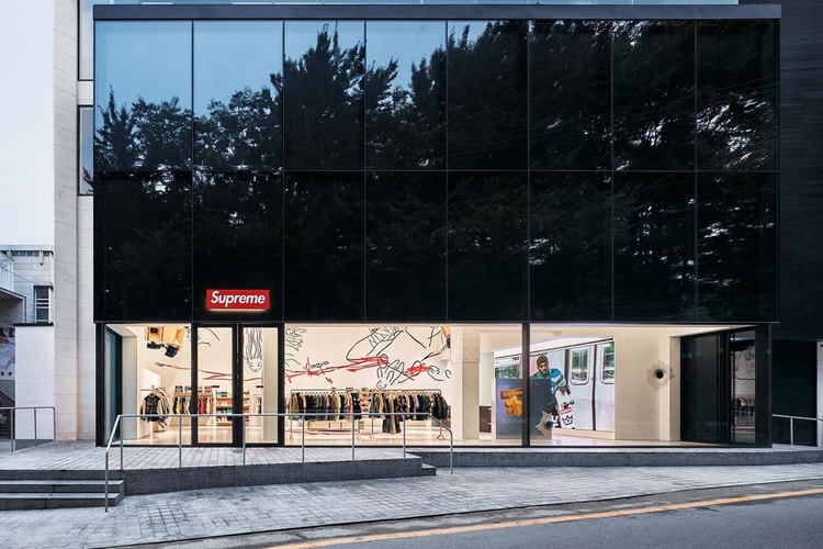 率先走進 Supreme 韓國首爾最新店铺