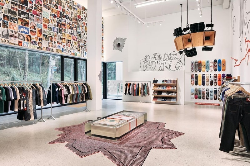 率先走進 Supreme 韓國首爾最新店铺
