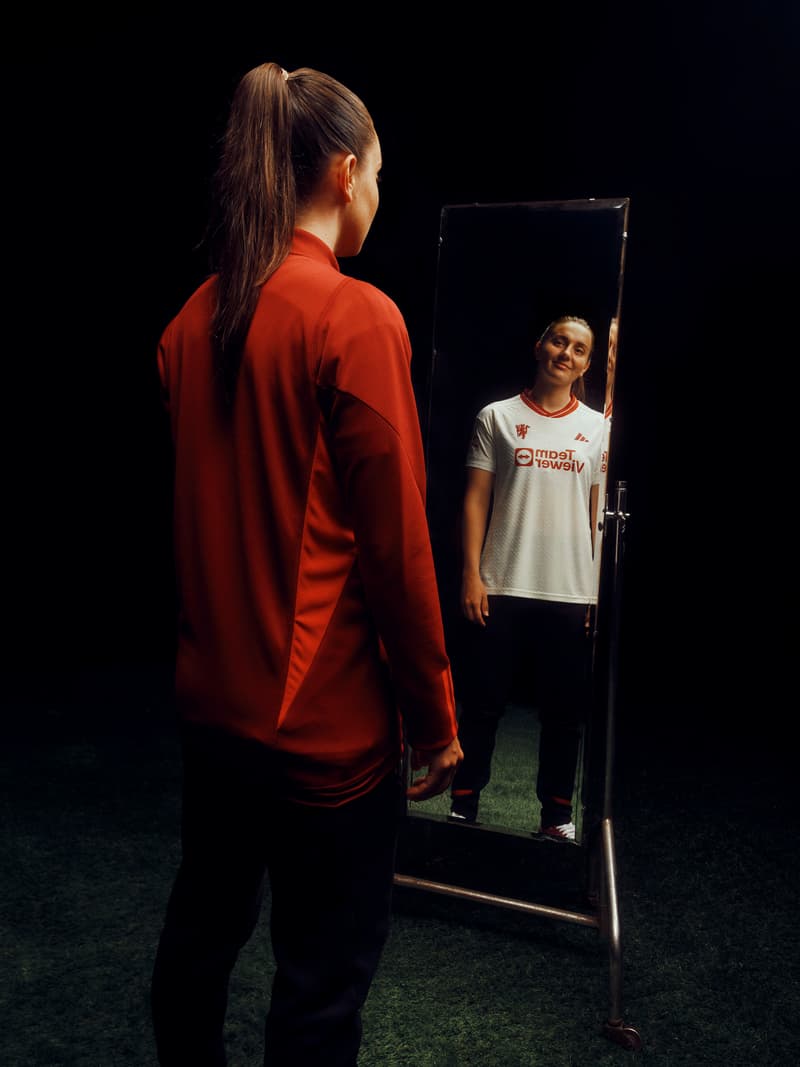 adidas 携手 Manchester United 发布 2023/24 赛季第二客场球衣