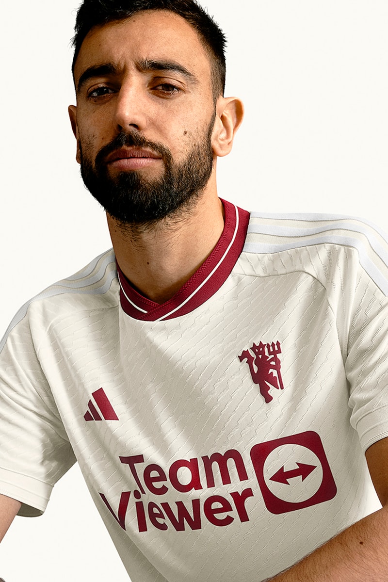 adidas 携手 Manchester United 发布 2023/24 赛季第二客场球衣
