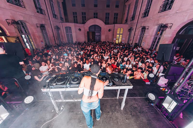 走进 ASICS 巴黎时装周 Pop-Up 活动幕后，探寻全新 GT-2160 鞋型