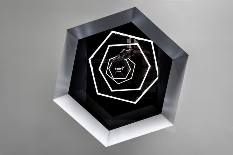 走进 FENTY x PUMA 联名系列限时空间