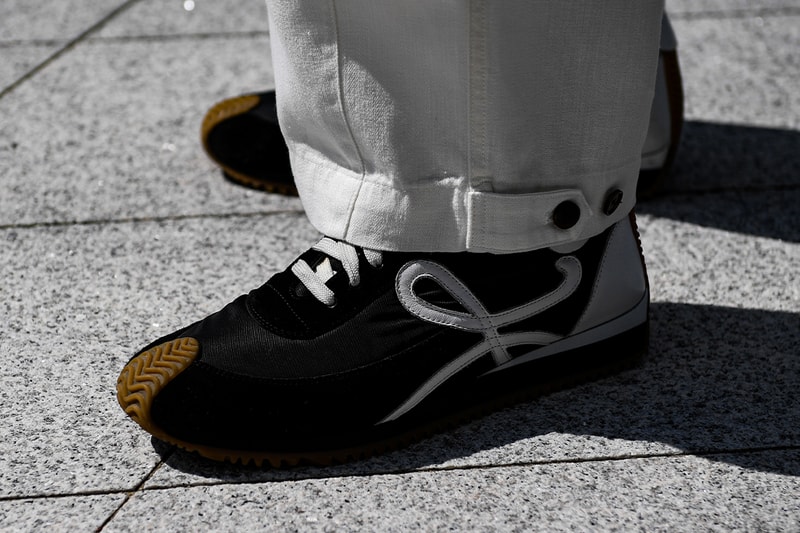 Street Style: 2024 春夏首爾時裝周街頭鞋款趨勢