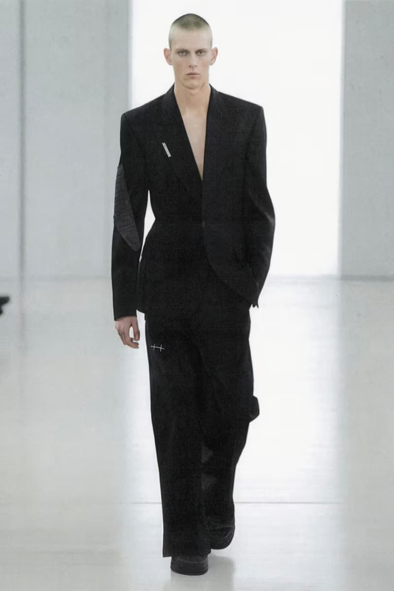 HELIOT EMIL 正式發佈 2024 春夏系列大秀