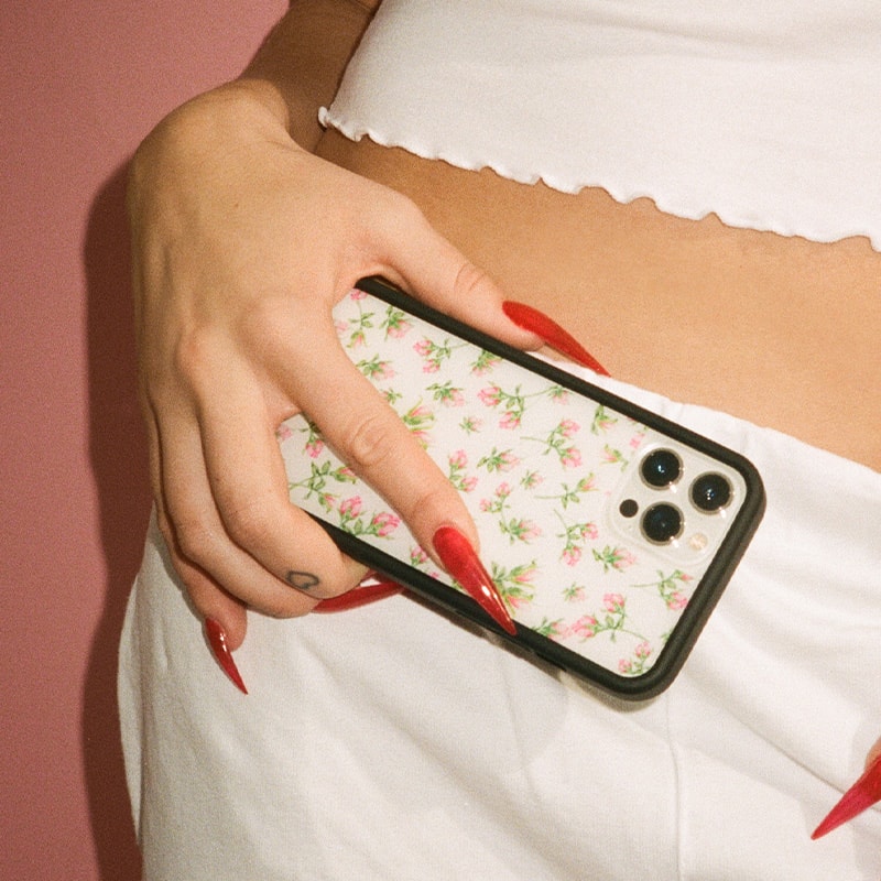 Wildflower iPhone 15 系列手机壳现已开售