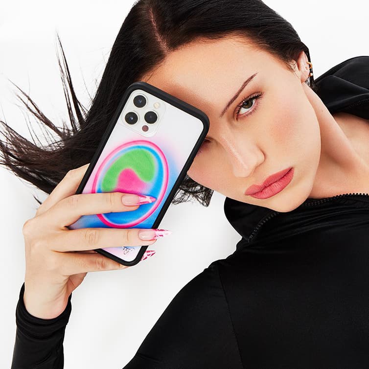 Wildflower iPhone 15 系列手机壳现已开售