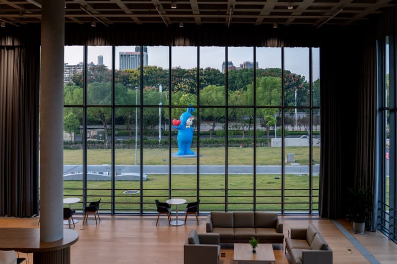 专访艺术家张权：解读个人最大规模展览《假假山 FAKE FAKE MOUNTAIN》