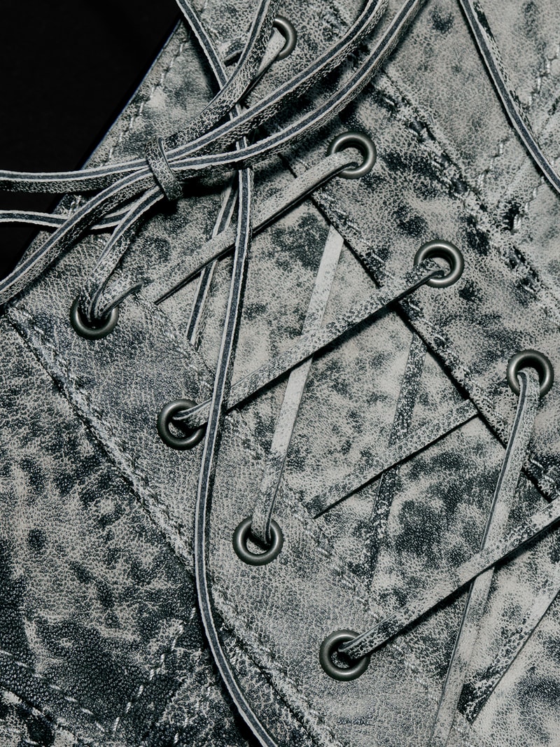 超模 Anok Yai 演绎 Acne Studios 2023秋冬系列广告大片
