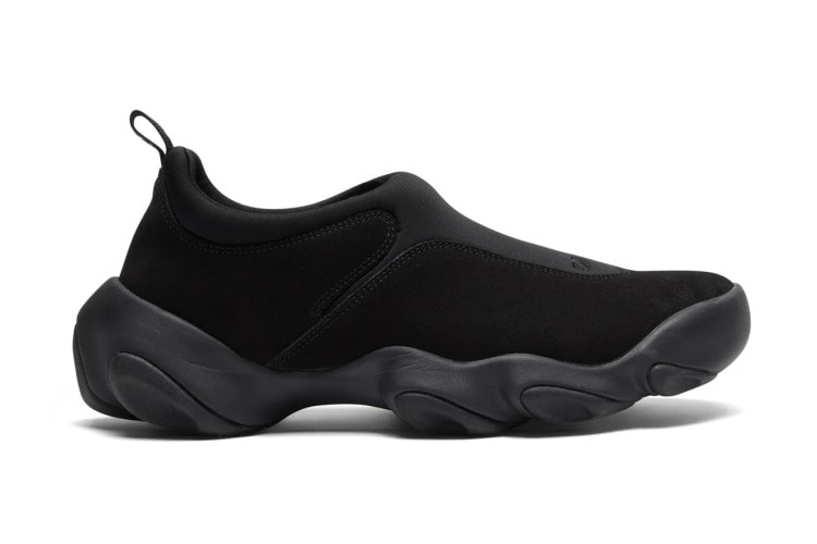 Junya Watanabe MAN 攜手 Oakley Factory Team 推出全新聯名鞋款