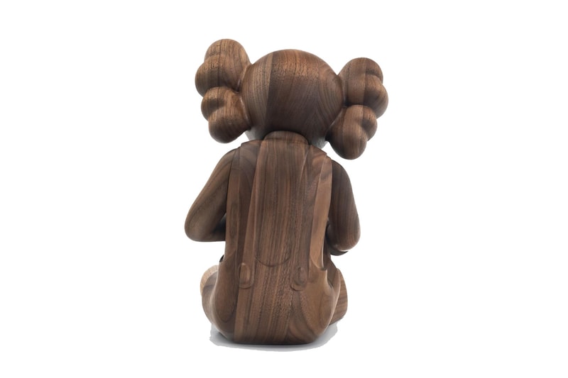 KAWS 正式推出限量 100 只全新「BETTER KNOWING」木質公仔