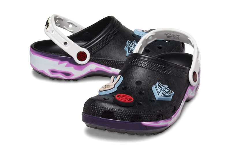 Crocs 携手 Crunchyroll 推出全新《咒术回战》限定系列鞋款