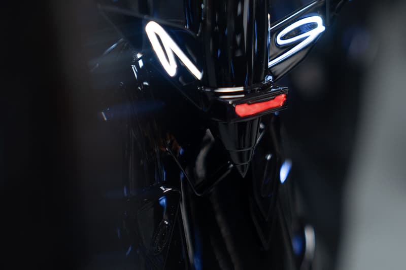 Futura 攜手 AllRightsReserved 推出限量 500 只「Pointman」模型燈