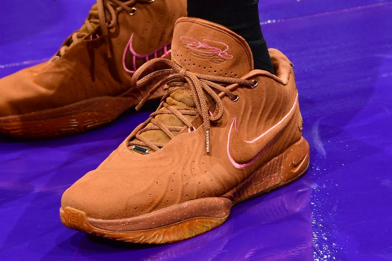 率先預覽 UNKNWN x Nike LeBron 21 最新親友限定聯名配色