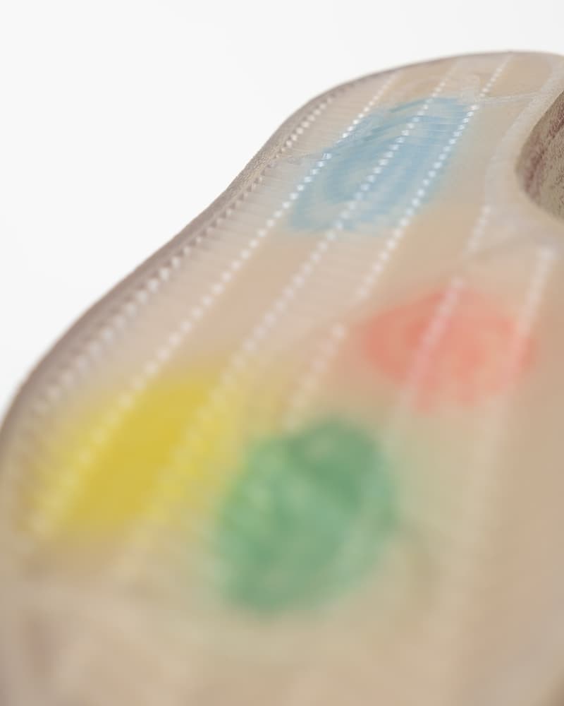 Melting Sadness 携手 ROUND TWO 打造全新联名系列