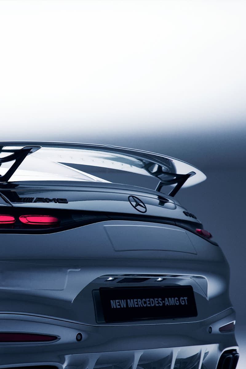 Mercedes-AMG x sacai 最新跨界联名企劃正式登場