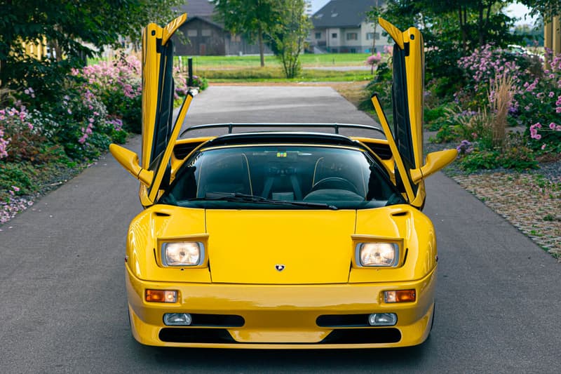 極罕有 1998 Lamborghini Diablo SV Roadster 超跑正式展開拍賣