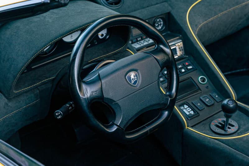 極罕有 1998 Lamborghini Diablo SV Roadster 超跑正式展開拍賣