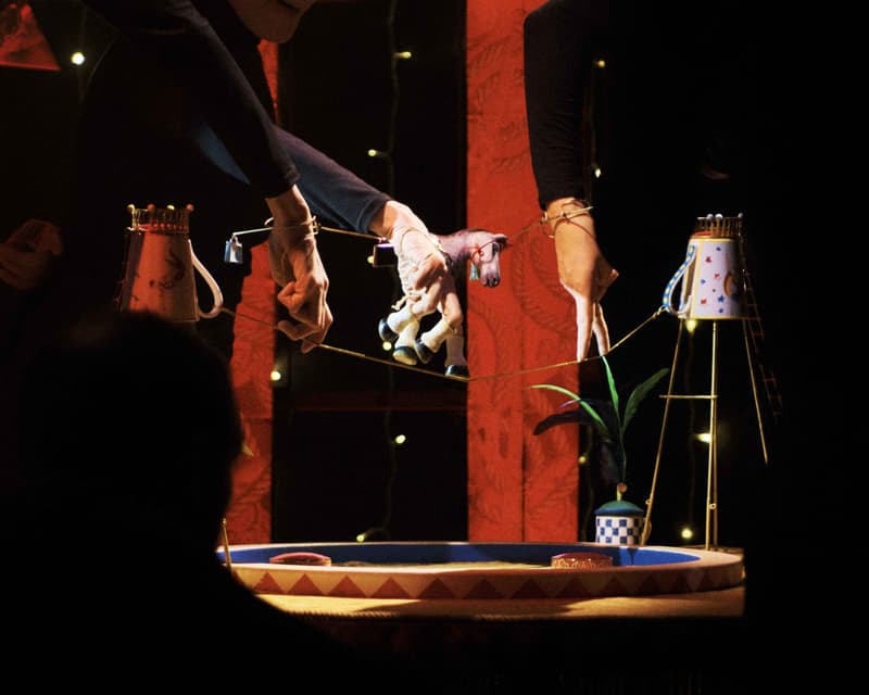 走进 Hermès《爱马仕，飞马行空》奇幻剧场