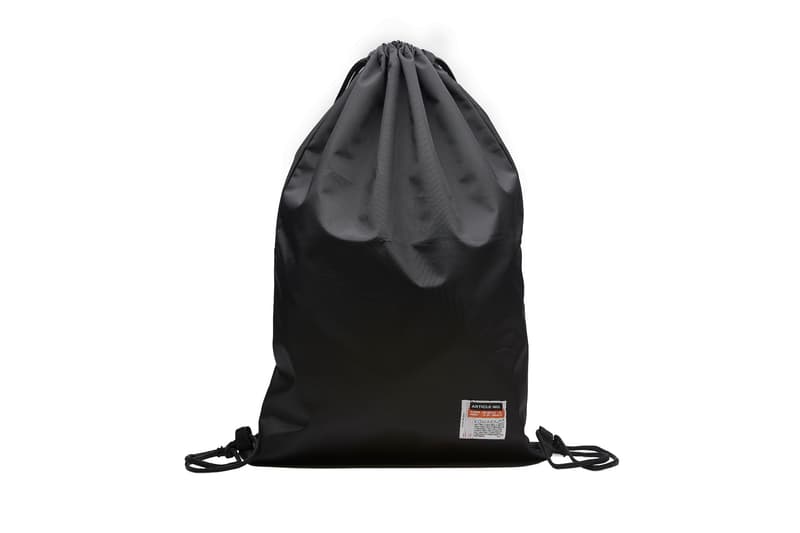 ARTICLE NO. 联手伦敦男装品牌 KOMAKINO 打造全新联名系列