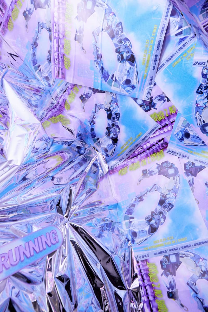 走进 ASICS x 公路商店 Y2K HYPERUNNING 特别活动