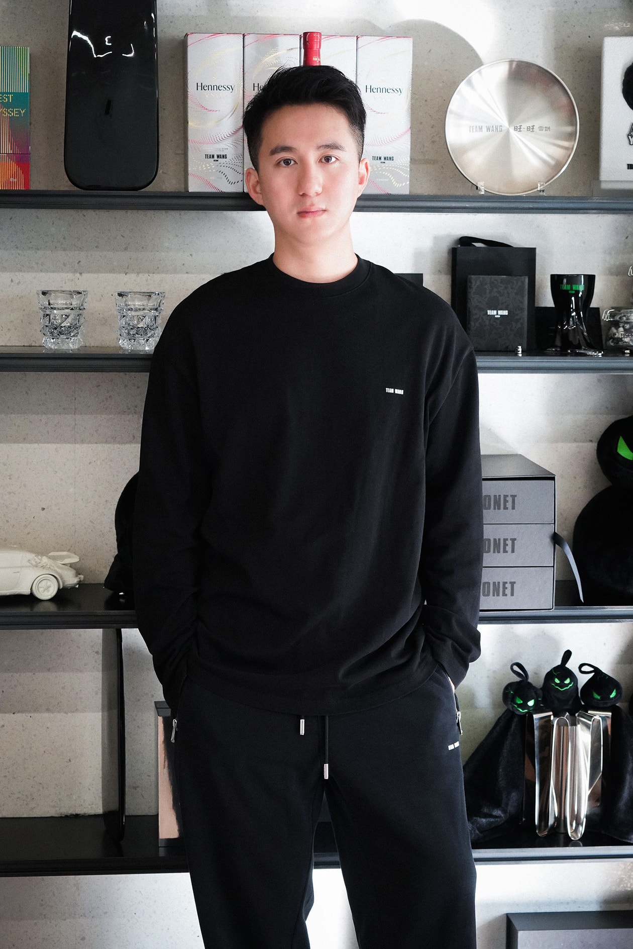 Essentials: TEAM WANG design 联合创始人张权 Henry Cheung