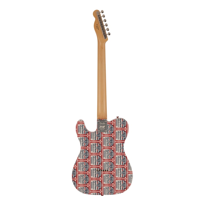 Fender 携手 VERDY 打造 WASTED YOUTH 限定版电吉他及贝斯