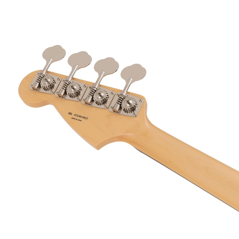 Fender 携手 VERDY 打造 WASTED YOUTH 限定版电吉他及贝斯
