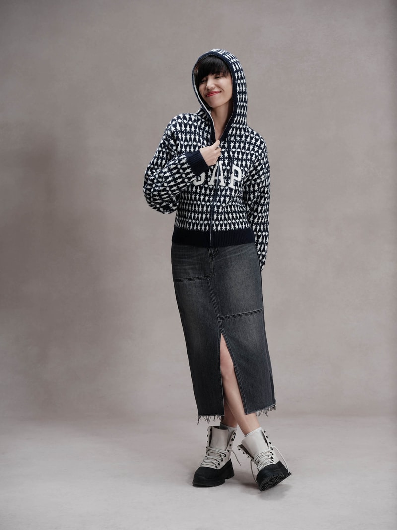 GAP 携手新锐本土设计师品牌 8ON8 推出龙年限定联名系列