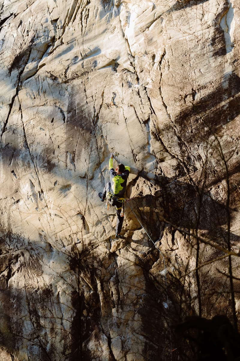 ARC'TERYX 发布 2024 龙年新春限定系列