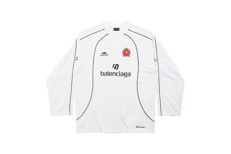 Balenciaga 發佈全新足球系列