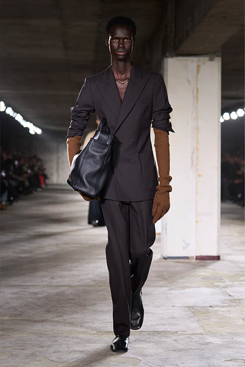 Dries Van Noten 發佈 2024 秋冬系列大秀