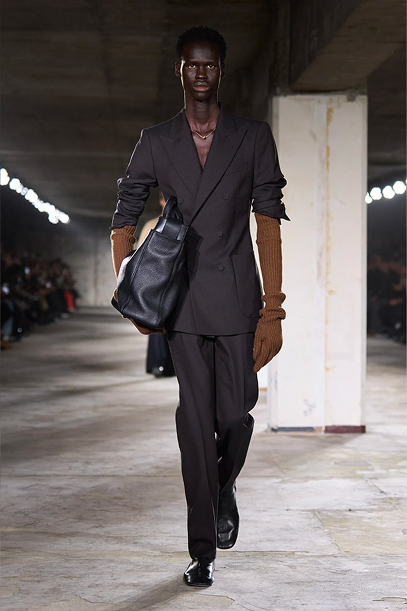 Dries Van Noten 發佈 2024 秋冬系列大秀