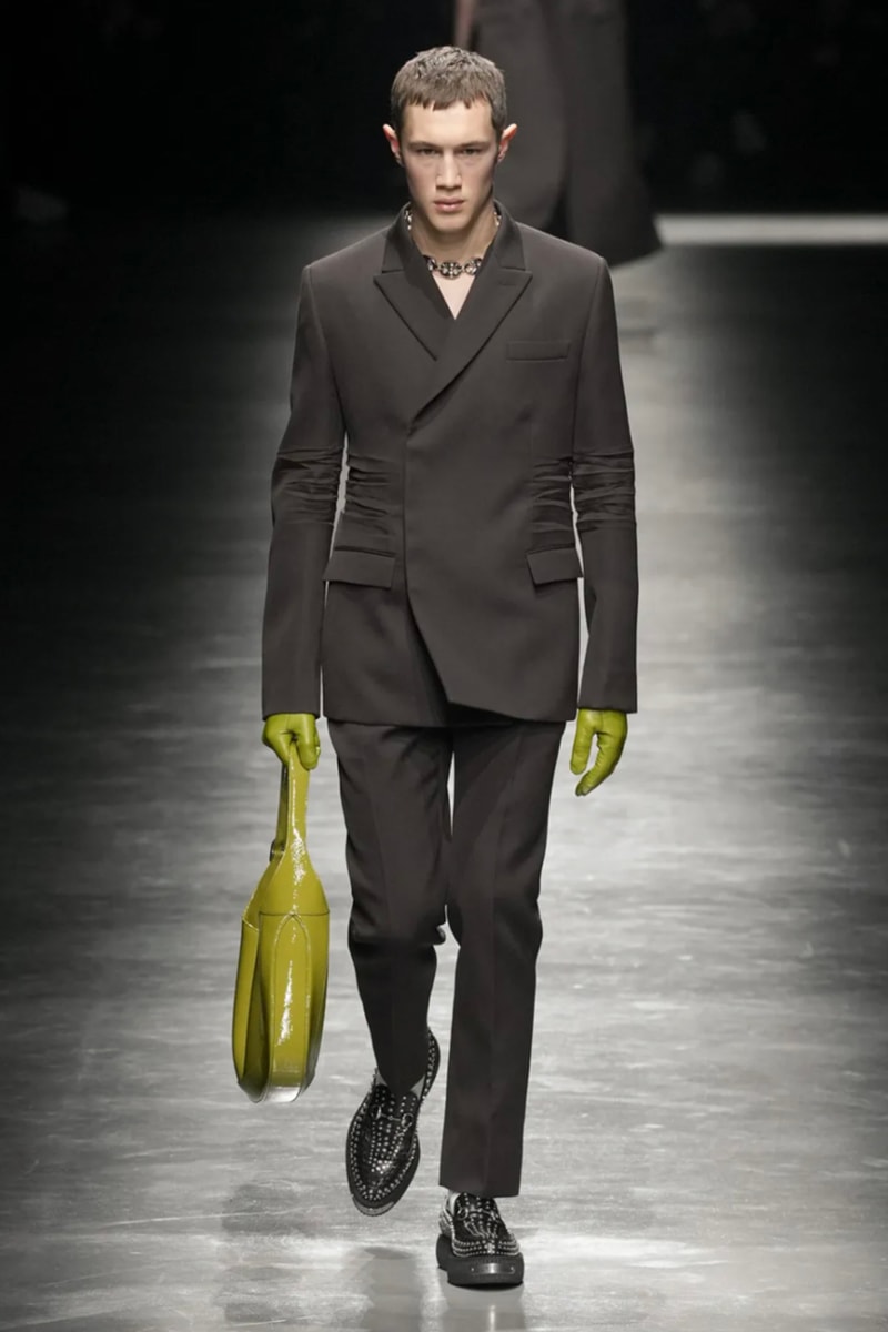 Sabato De Sarno 首次執掌 Gucci 2024 秋冬男裝時尚大秀《GUCCI ANCORA》
