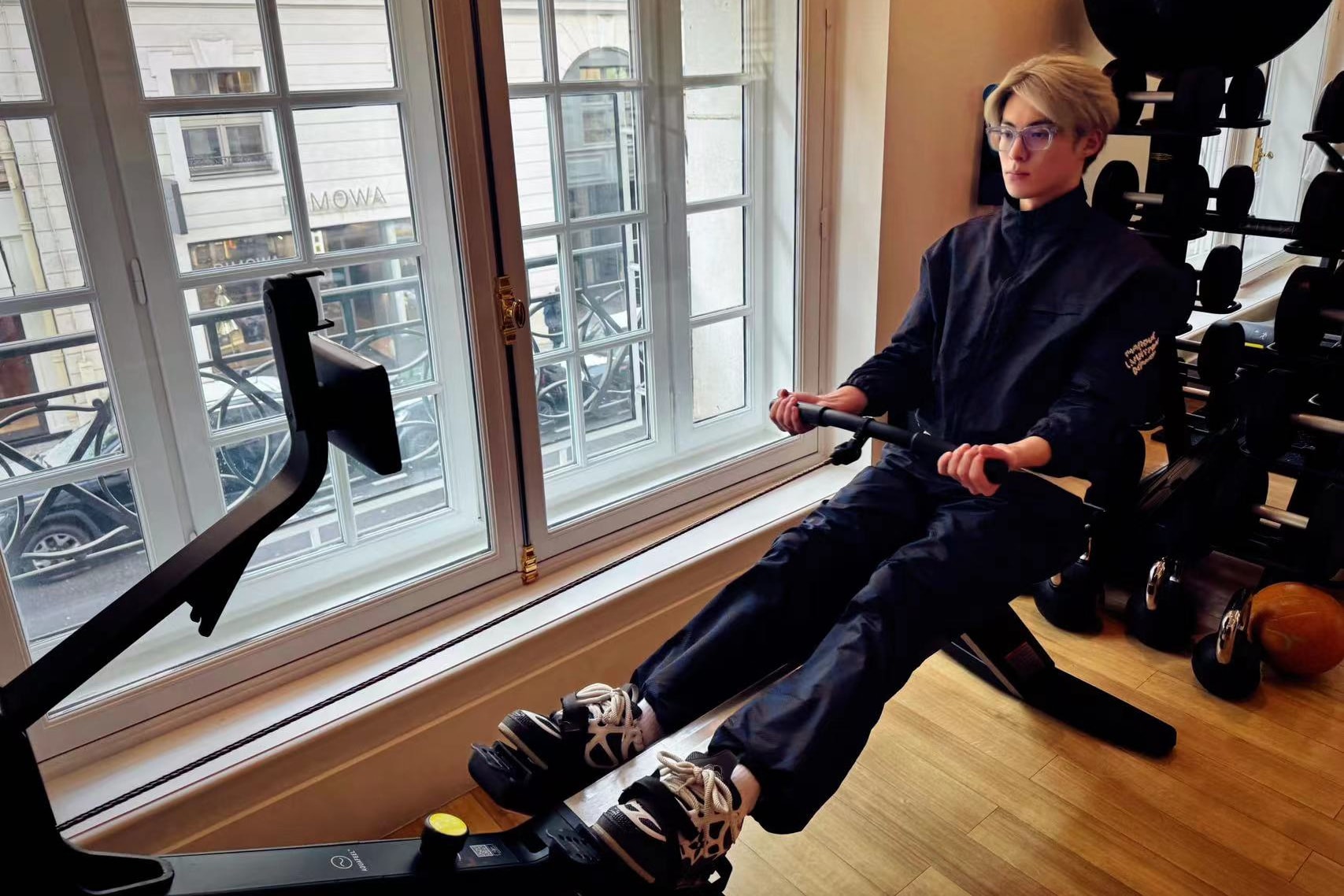 从「客席编辑」王鹤棣的视角看巴黎时装周及 Pharrell 最新大秀