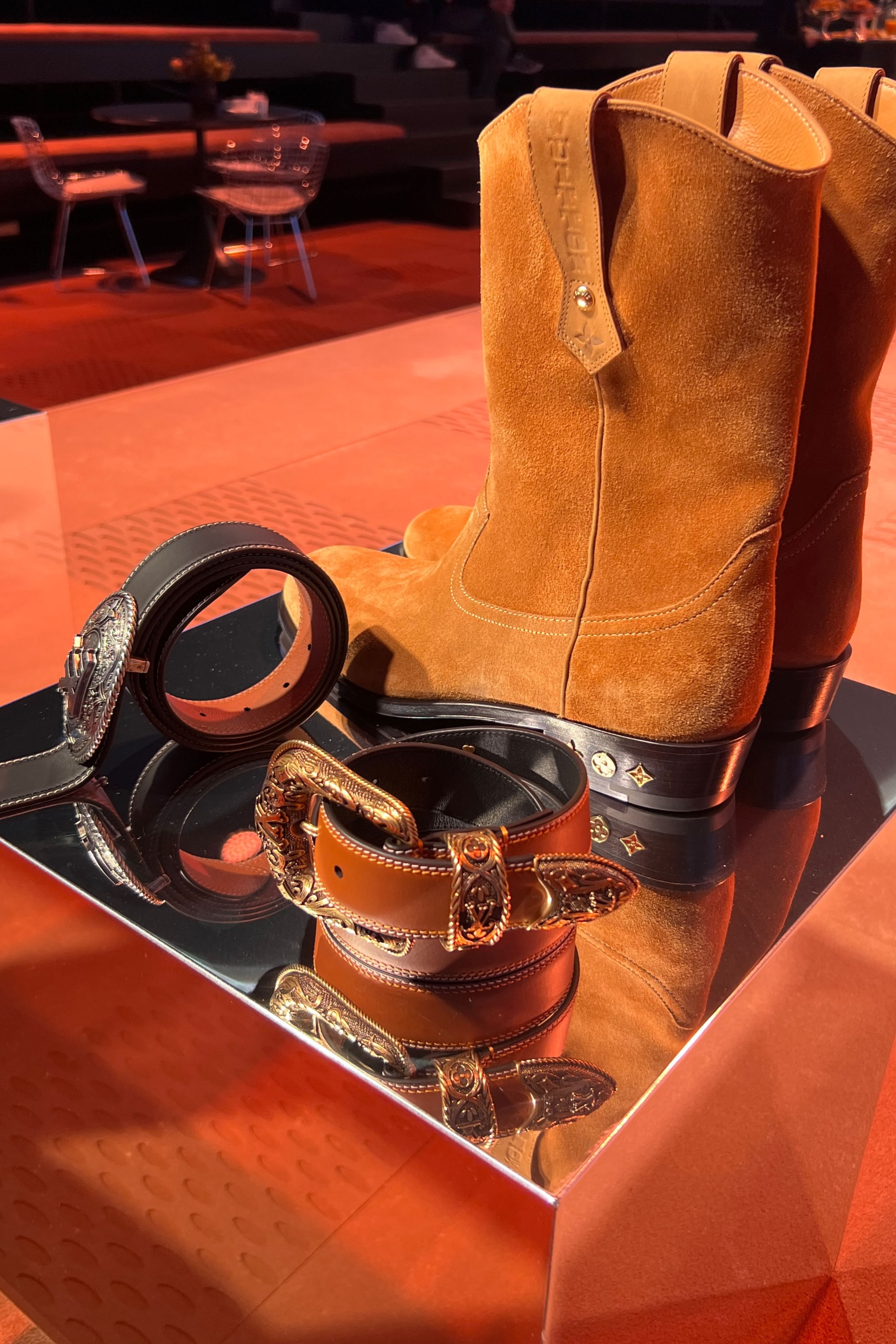 从「客席编辑」王鹤棣的视角看巴黎时装周及 Pharrell 最新大秀