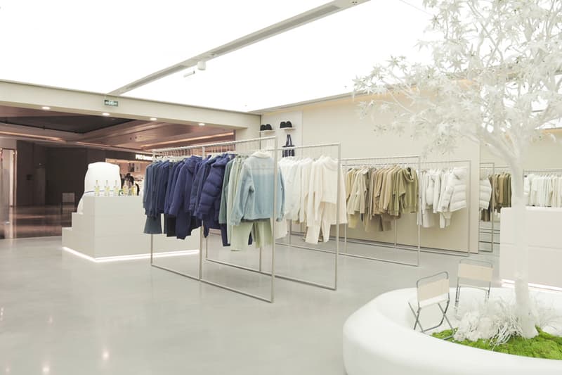 走进 RÈSIMPLE 深圳万象天地形象店